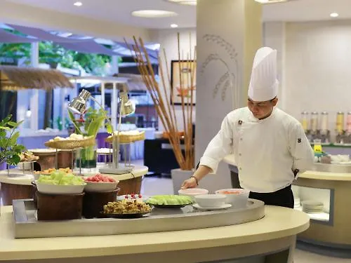 Mercure Bali 4*